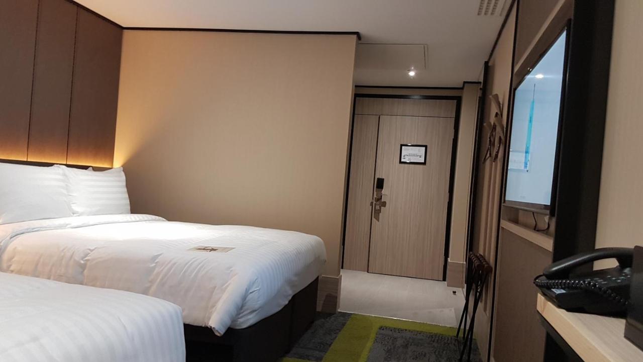 Aerotel London Heathrow Airport, Terminal 2 & Terminal 3 Hillingdon Extérieur photo